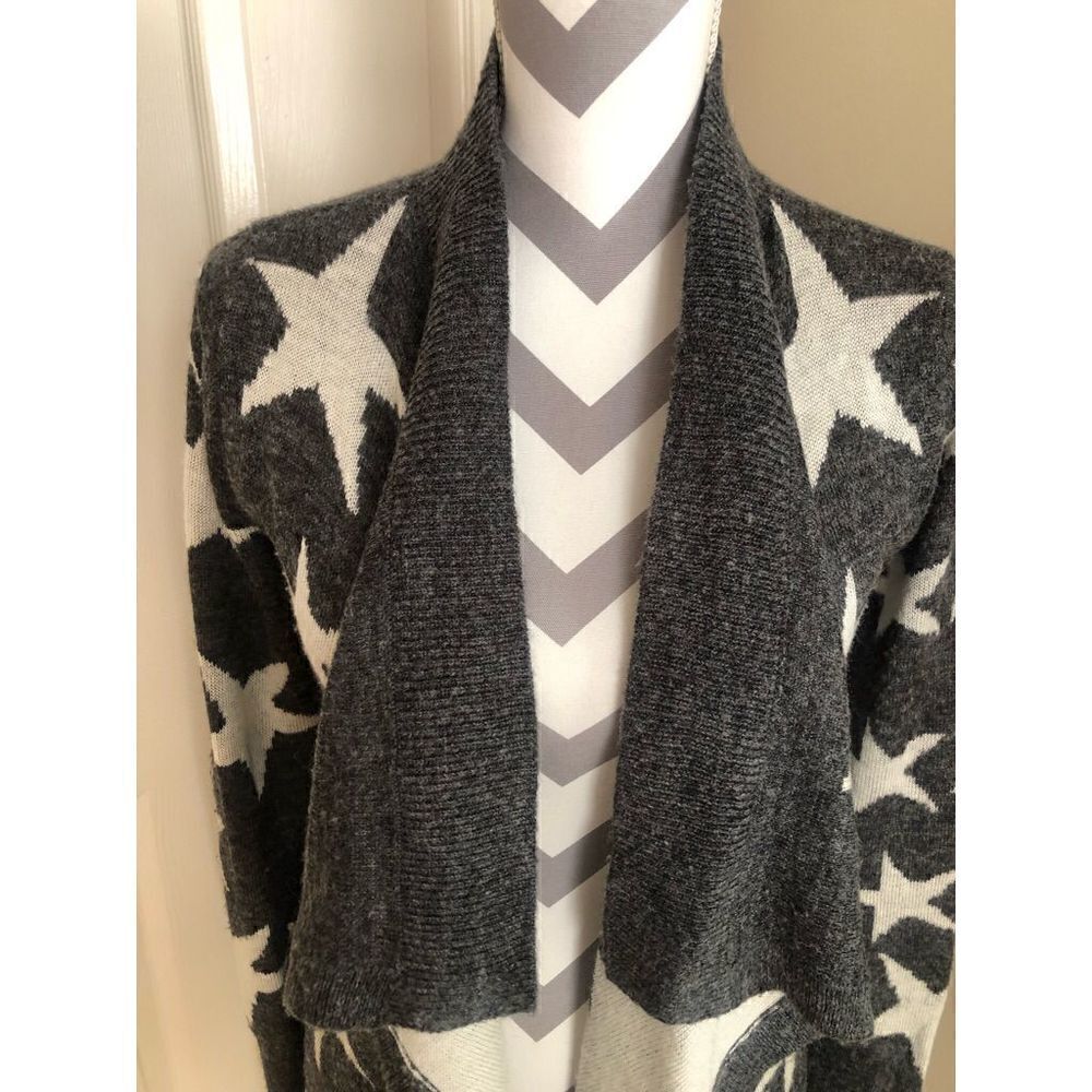 Bethany Mota limited edition star shawl front cardigan - Picture 5 of 12